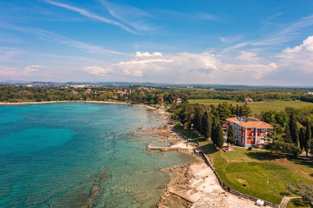 Villa Valdepian Apartments Savudrija Exteriör bild
