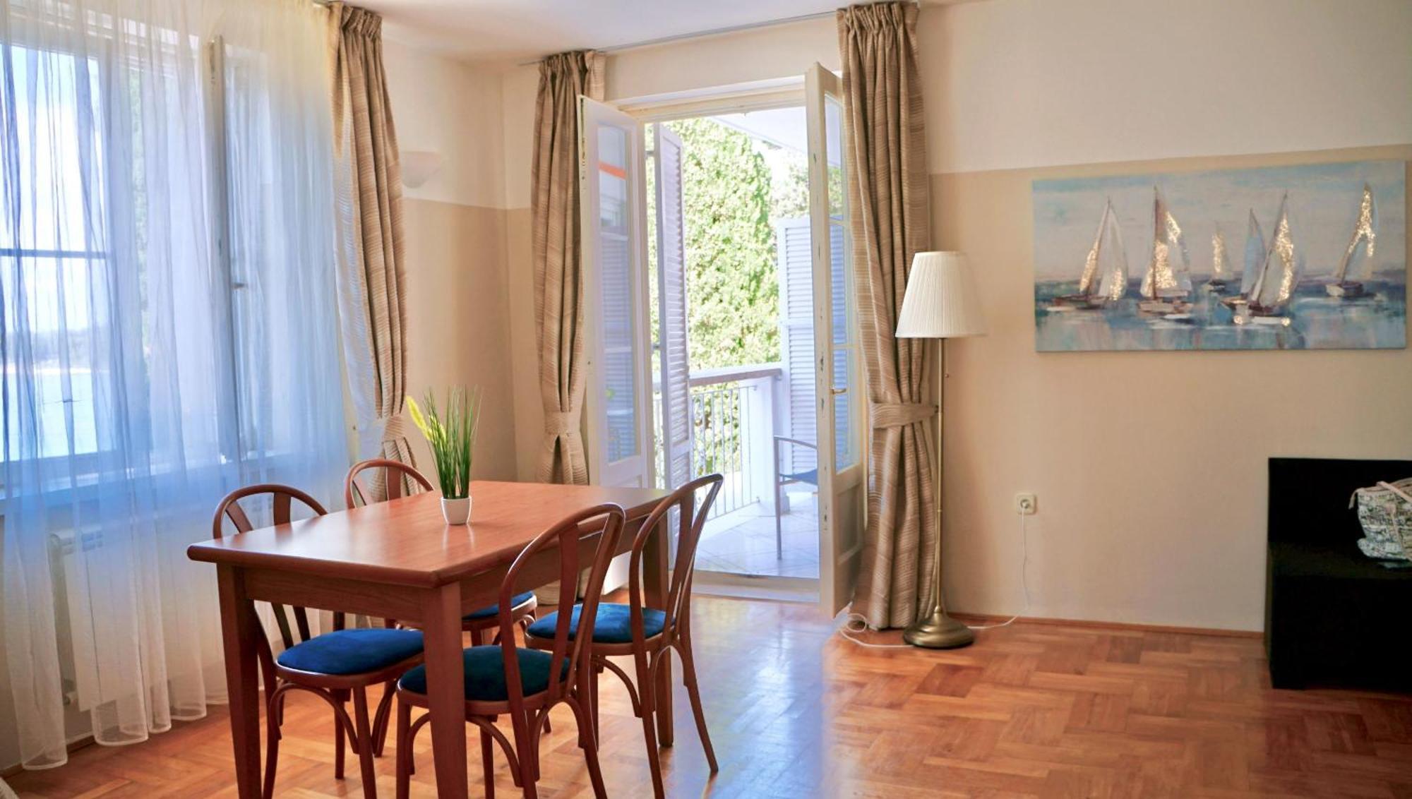 Villa Valdepian Apartments Savudrija Exteriör bild